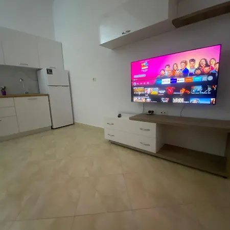 Alessio 3 Apartment