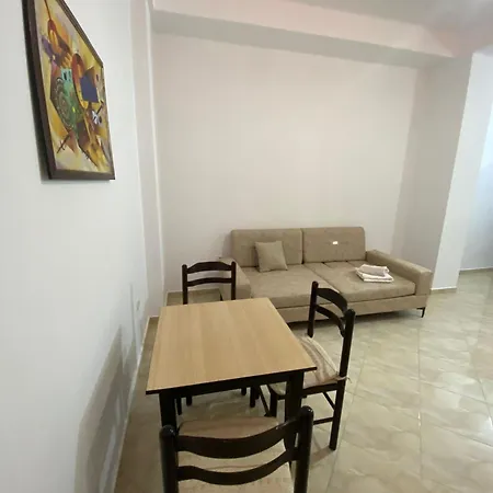 Apartamento Alessio 3 *