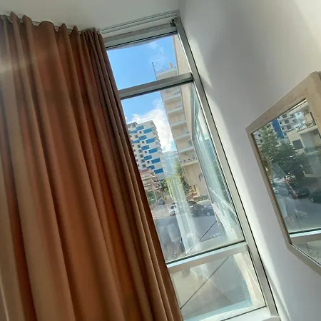 Apartamento Alessio 3 *